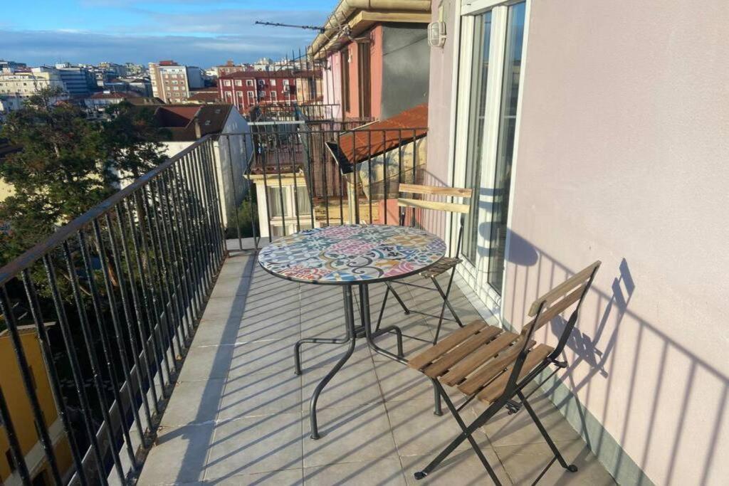 Acogedor Loft Con Vistas A La Ciudad Appartement Santander Buitenkant foto