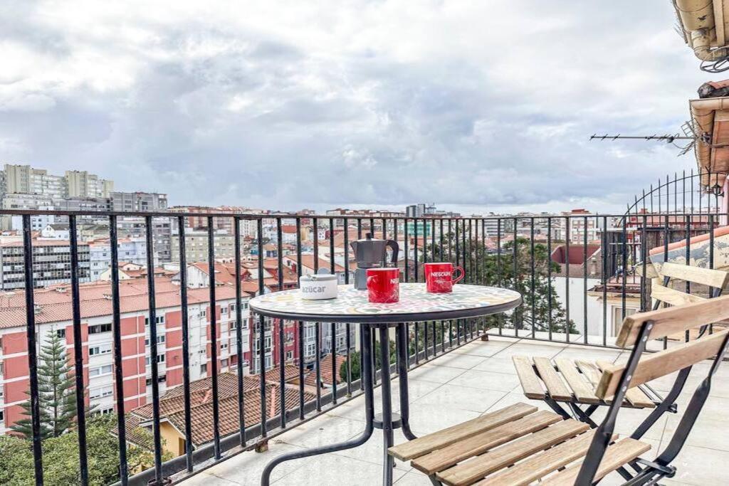 Acogedor Loft Con Vistas A La Ciudad Appartement Santander Buitenkant foto